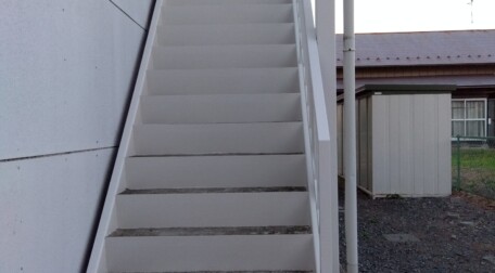 アパート階段補修